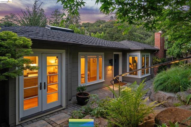 454 Vincente Ave, Berkeley, CA 94707