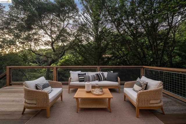 454 Vincente Ave, Berkeley, CA 94707