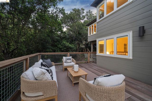 454 Vincente Ave, Berkeley, CA 94707