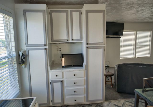 1525 County Road 201, Sargent, TX 77414