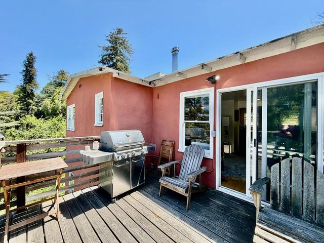 10351037 Warfield Avenue, Oakland, CA 94610