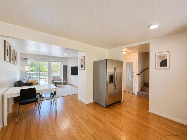 10351037 Warfield Avenue, Oakland, CA 94610