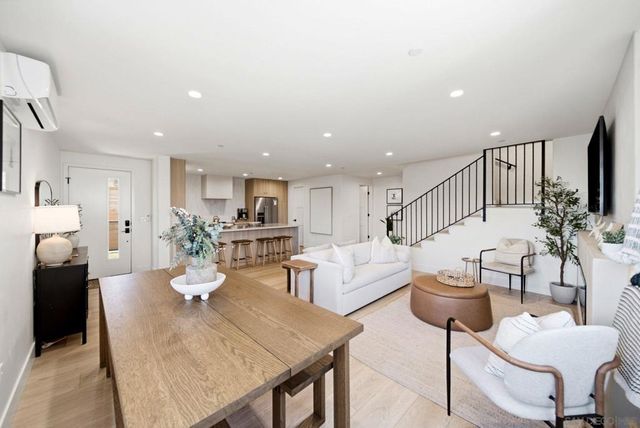 2126 San Clemente St, San Diego, CA 92107