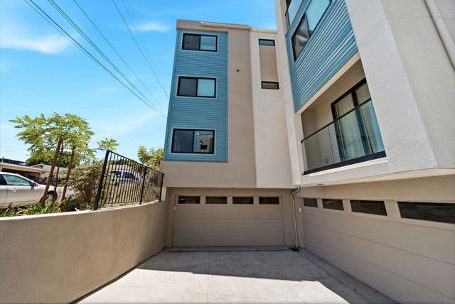 2126 San Clemente St, San Diego, CA 92107