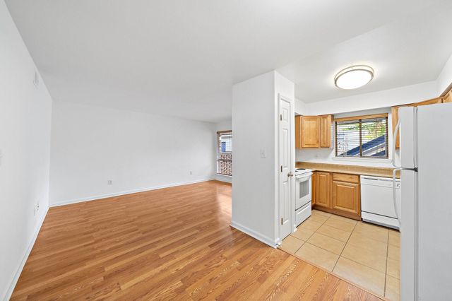 100 Market Street 17, Galveston, TX 77550