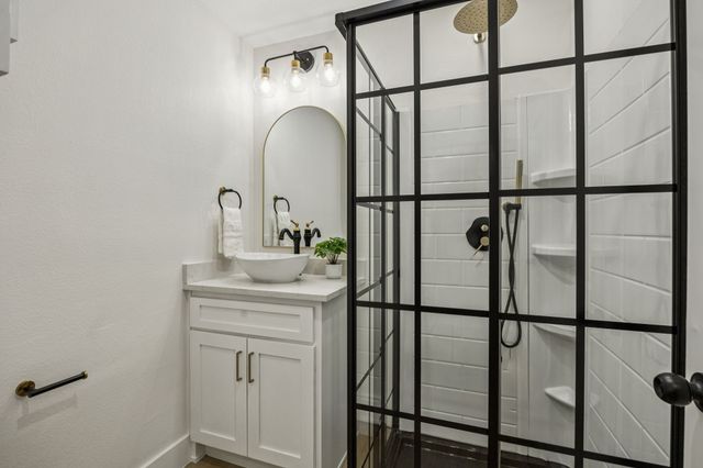 3401 Valley View Lane, Garland, TX 75043