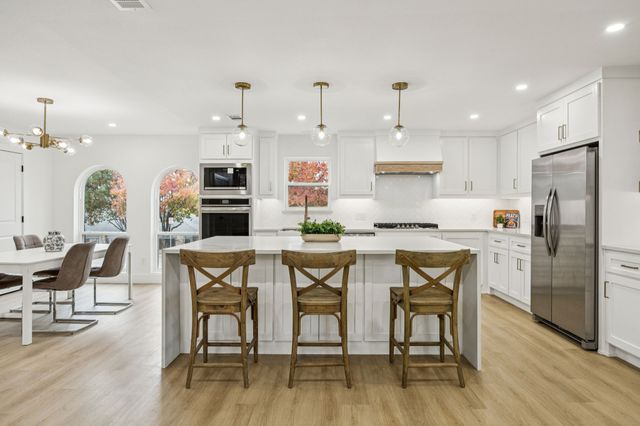 3401 Valley View Lane, Garland, TX 75043