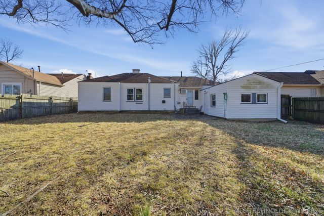 4511 E 6th Street, Tulsa, OK 74112