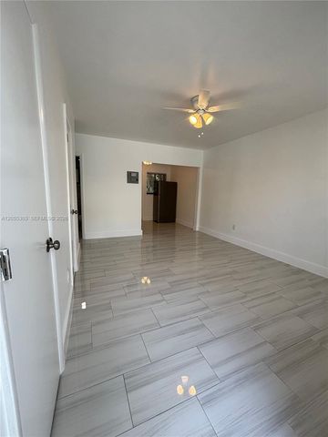 671 SW 7th St 7, Miami, FL 33130