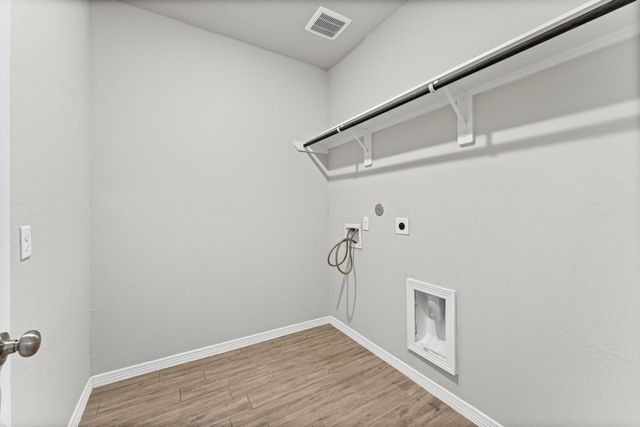 10818 Catclaw Court, Tomball, TX 77375