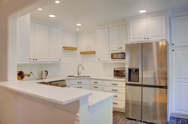 2545 S Columbia Place, Tulsa, OK 74114