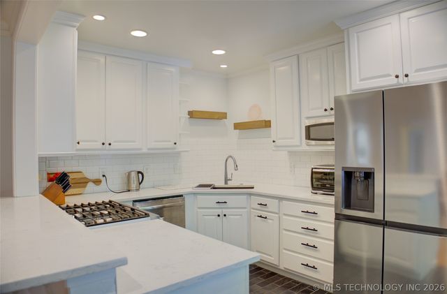 2545 S Columbia Place, Tulsa, OK 74114