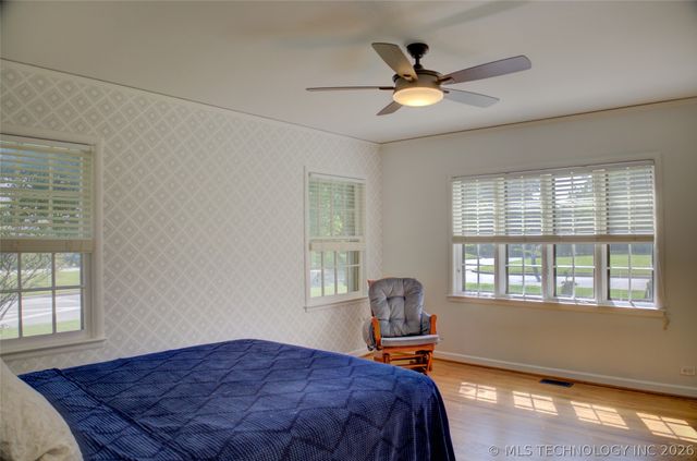 2545 S Columbia Place, Tulsa, OK 74114