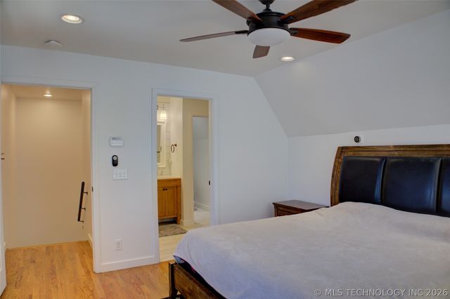 2545 S Columbia Place, Tulsa, OK 74114