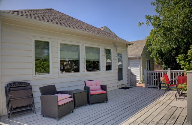 2545 S Columbia Place, Tulsa, OK 74114