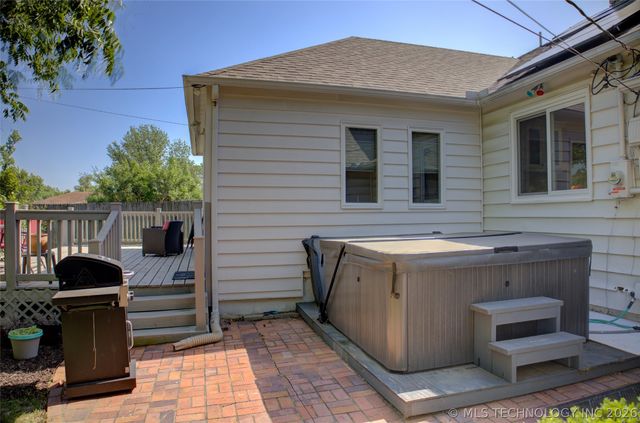 2545 S Columbia Place, Tulsa, OK 74114