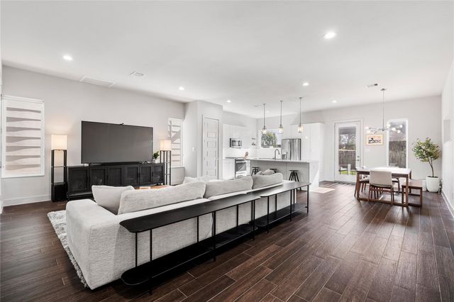 6813 Rocinante Lane, Houston, TX 77092