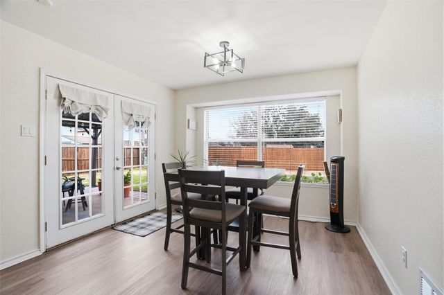 4946 Briar Oaks Lane, Grand Prairie, TX 75052