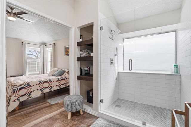 4946 Briar Oaks Lane, Grand Prairie, TX 75052