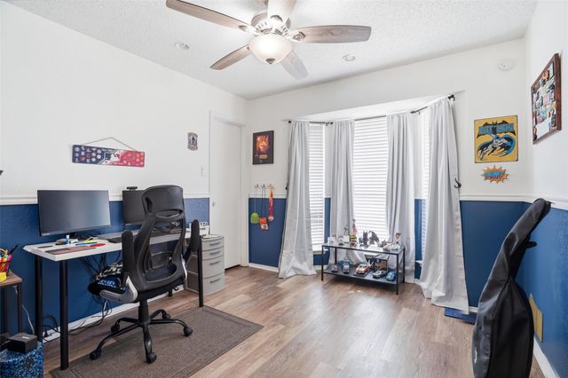 4946 Briar Oaks Lane, Grand Prairie, TX 75052