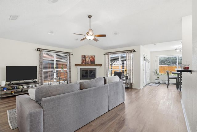 4946 Briar Oaks Lane, Grand Prairie, TX 75052