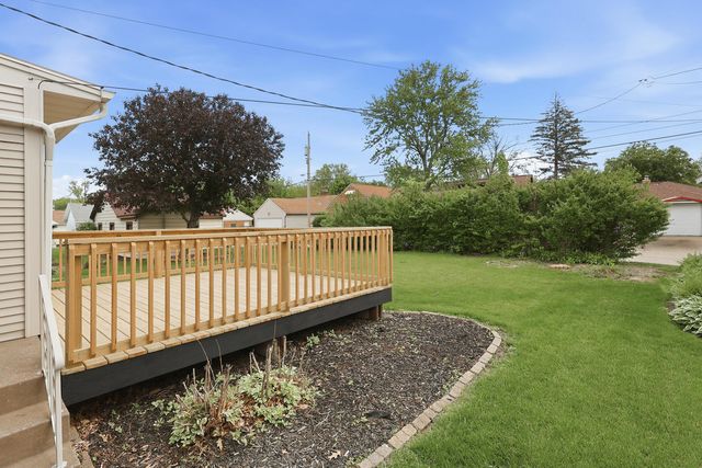 2528 28th Street, Moline, IL 61265