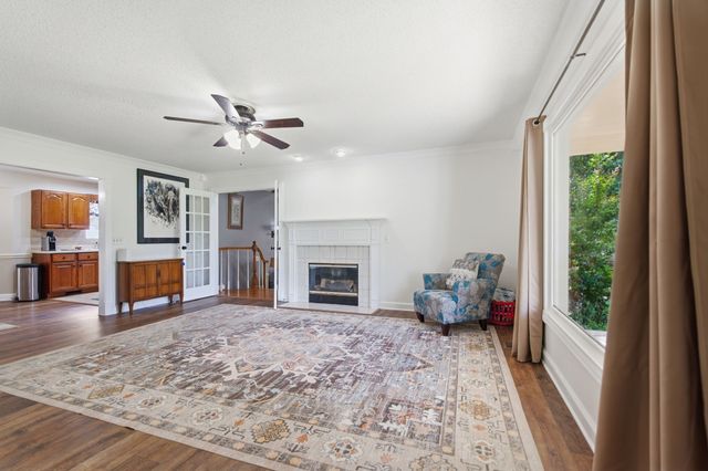1168 Peebles Dr, Smyrna, TN 37167