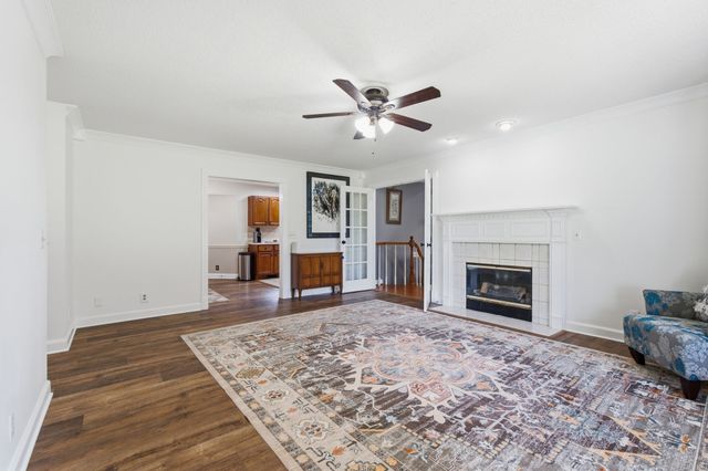 1168 Peebles Dr, Smyrna, TN 37167
