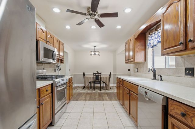1168 Peebles Dr, Smyrna, TN 37167