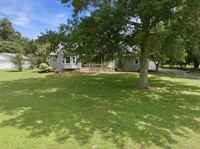 1168 Peebles Dr, Smyrna, TN 37167