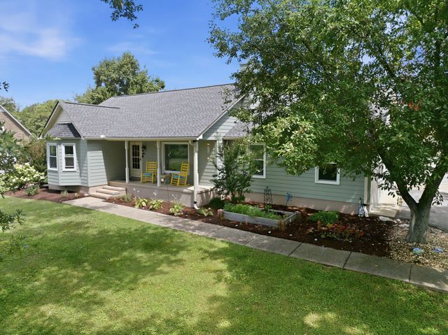 1168 Peebles Dr, Smyrna, TN 37167