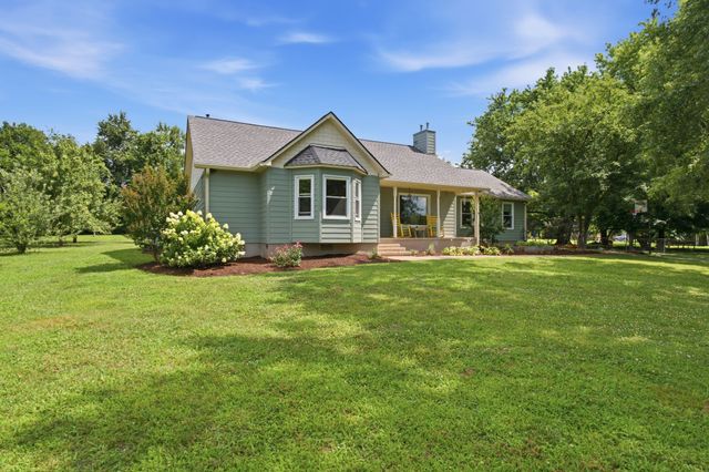 1168 Peebles Dr, Smyrna, TN 37167