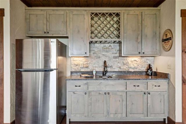 370 High Ridge Road, Epworth, GA 30541