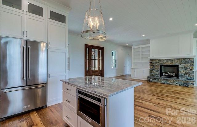 3434 Old Jonas Ridge Road, Newland, NC 28657