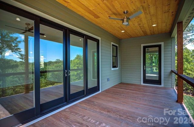 3434 Old Jonas Ridge Road, Newland, NC 28657