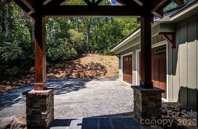 3434 Old Jonas Ridge Road, Newland, NC 28657