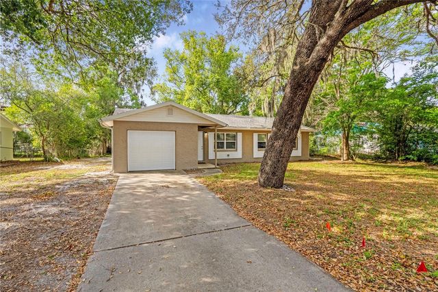 1116 HELEN DRIVE, Deland, FL 32720