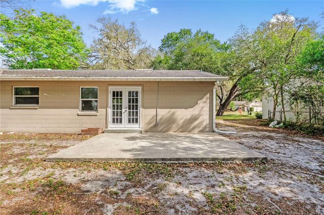 1116 HELEN DRIVE, Deland, FL 32720