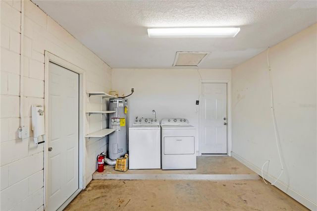 1116 HELEN DRIVE, Deland, FL 32720