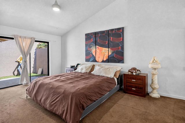 76683 Chrysanthemum Way, Palm Desert, CA 92211