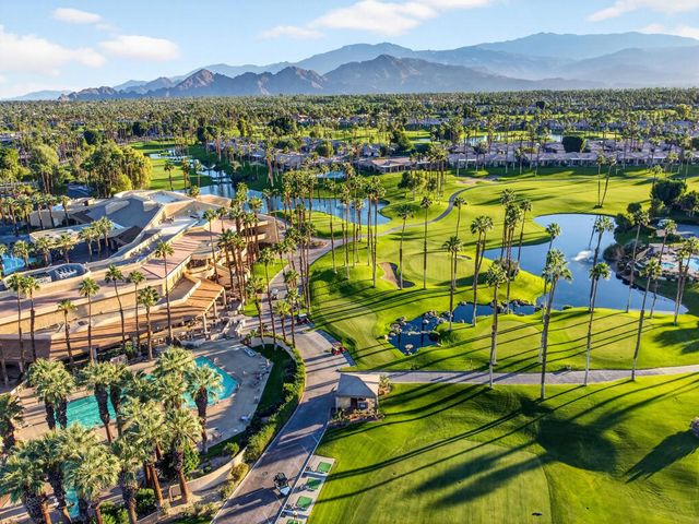 76683 Chrysanthemum Way, Palm Desert, CA 92211