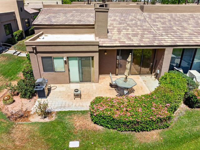 76683 Chrysanthemum Way, Palm Desert, CA 92211