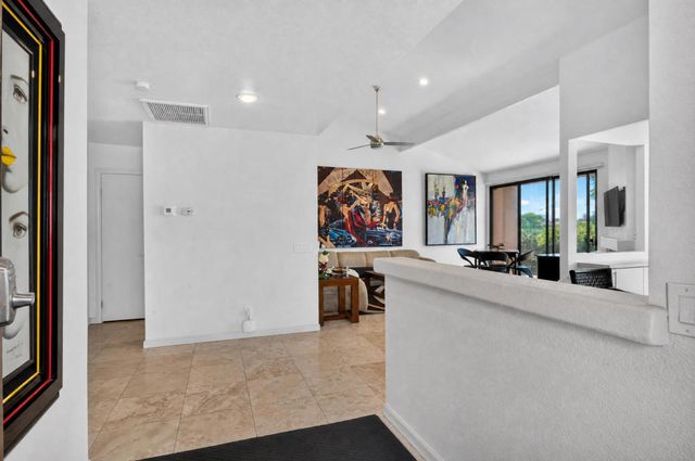 76683 Chrysanthemum Way, Palm Desert, CA 92211