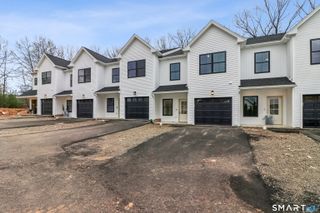 370 Emmett Street 4-4, Bristol, CT 06010