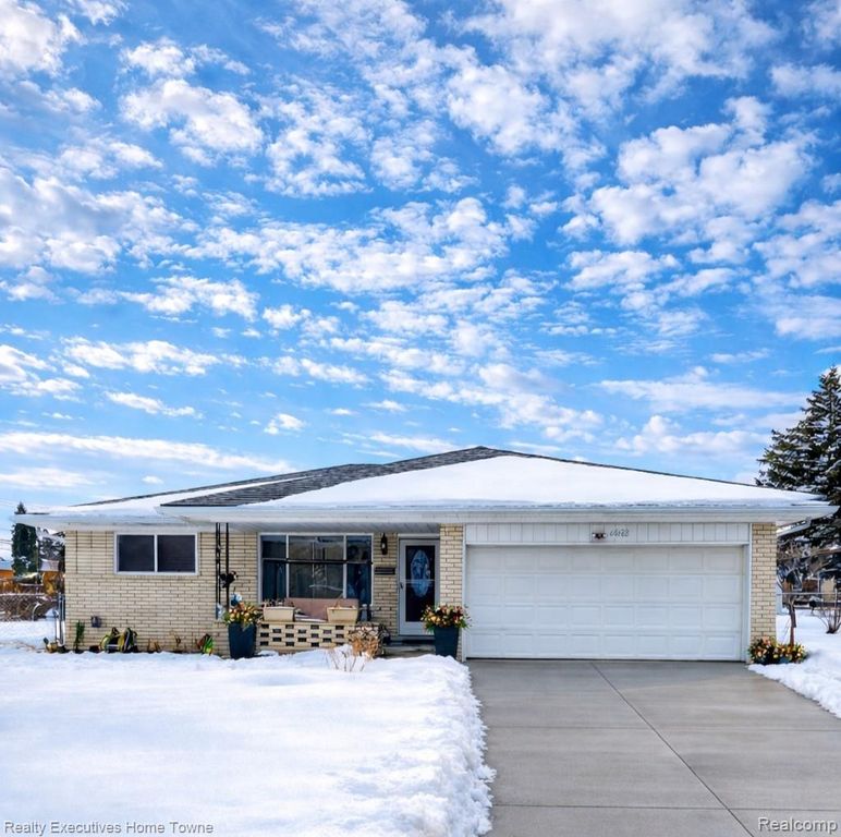 5012 Fleming Court, Sterling Heights, MI 48310