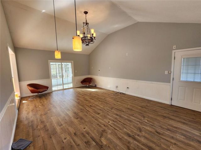 885 Melody Lane, Roswell, GA 30075