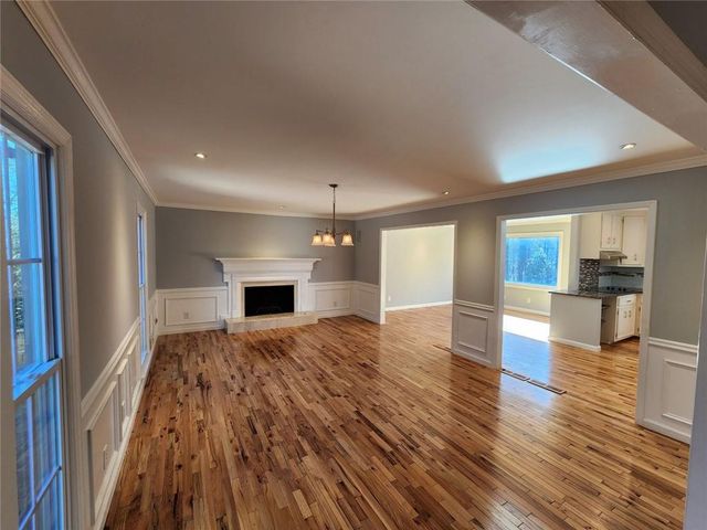885 Melody Lane, Roswell, GA 30075