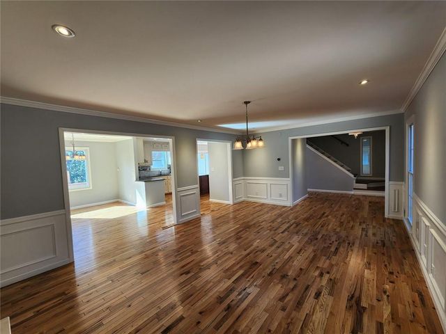 885 Melody Lane, Roswell, GA 30075