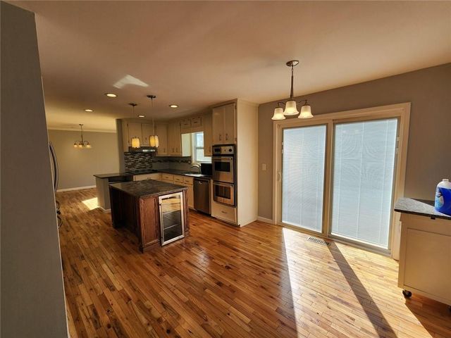 885 Melody Lane, Roswell, GA 30075