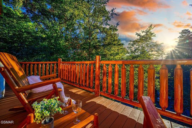 2924 Pine Haven Drive, Sevierville, TN 37862